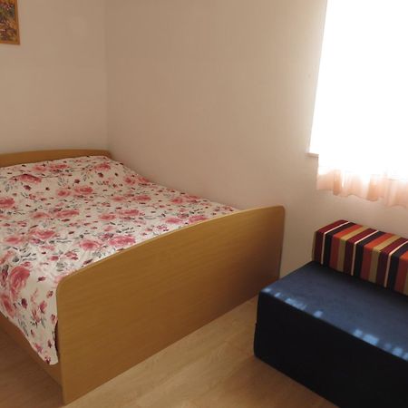 Gardenia Apartments Pakoštane Δωμάτιο φωτογραφία