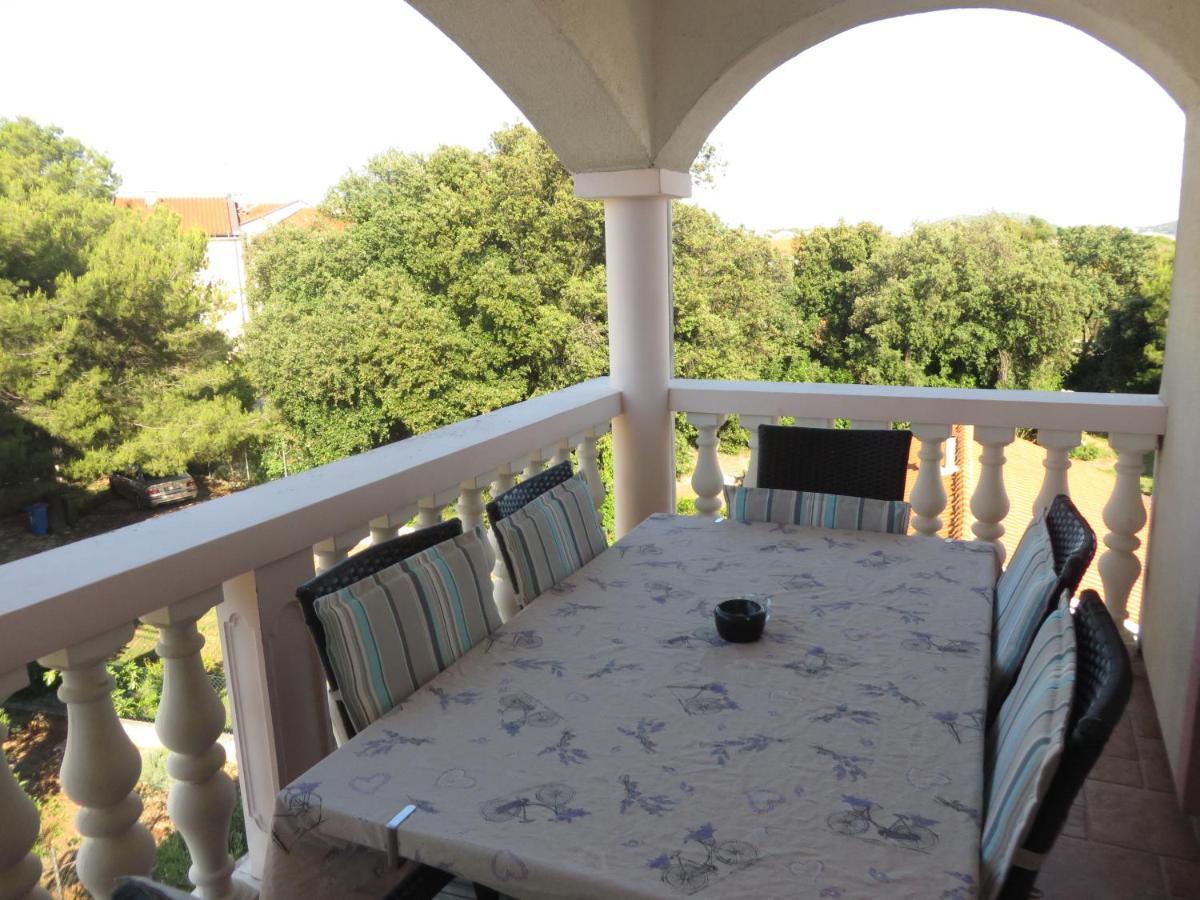 Gardenia Apartments Pakoštane Εξωτερικό φωτογραφία