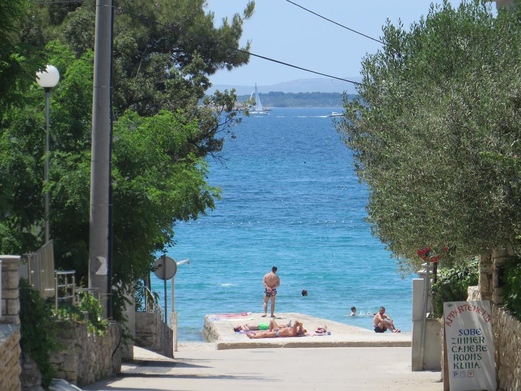 Gardenia Apartments Pakoštane Εξωτερικό φωτογραφία